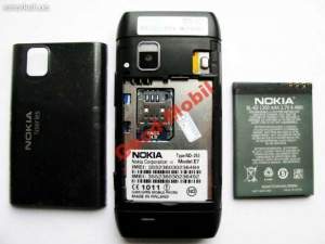 Nokia E7 2Sim